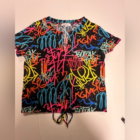 LOVE J COLORFUL GRAPHIC TOP W/DRAWSTRING BOTTOM -LARGE
MULTIPLE BRIGHT COLORS - Picture 8 of 9